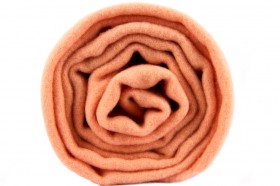 Echarpe rose saumon en laine