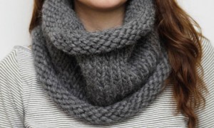 Comment tricoter écharpe tube snood  ?