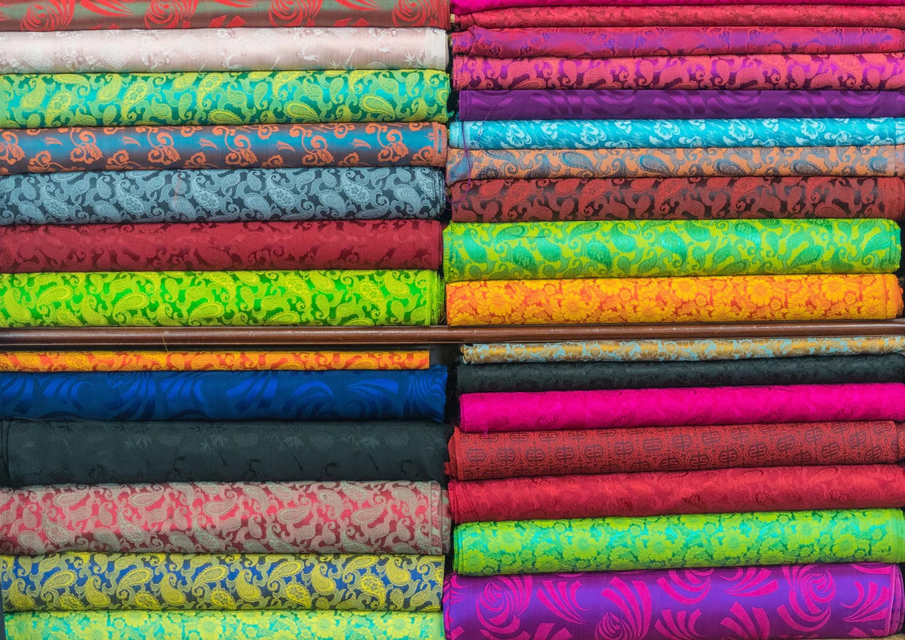 Teindre une matière textile : vetements tissu synthétique, acrylique,  polyester, nylon